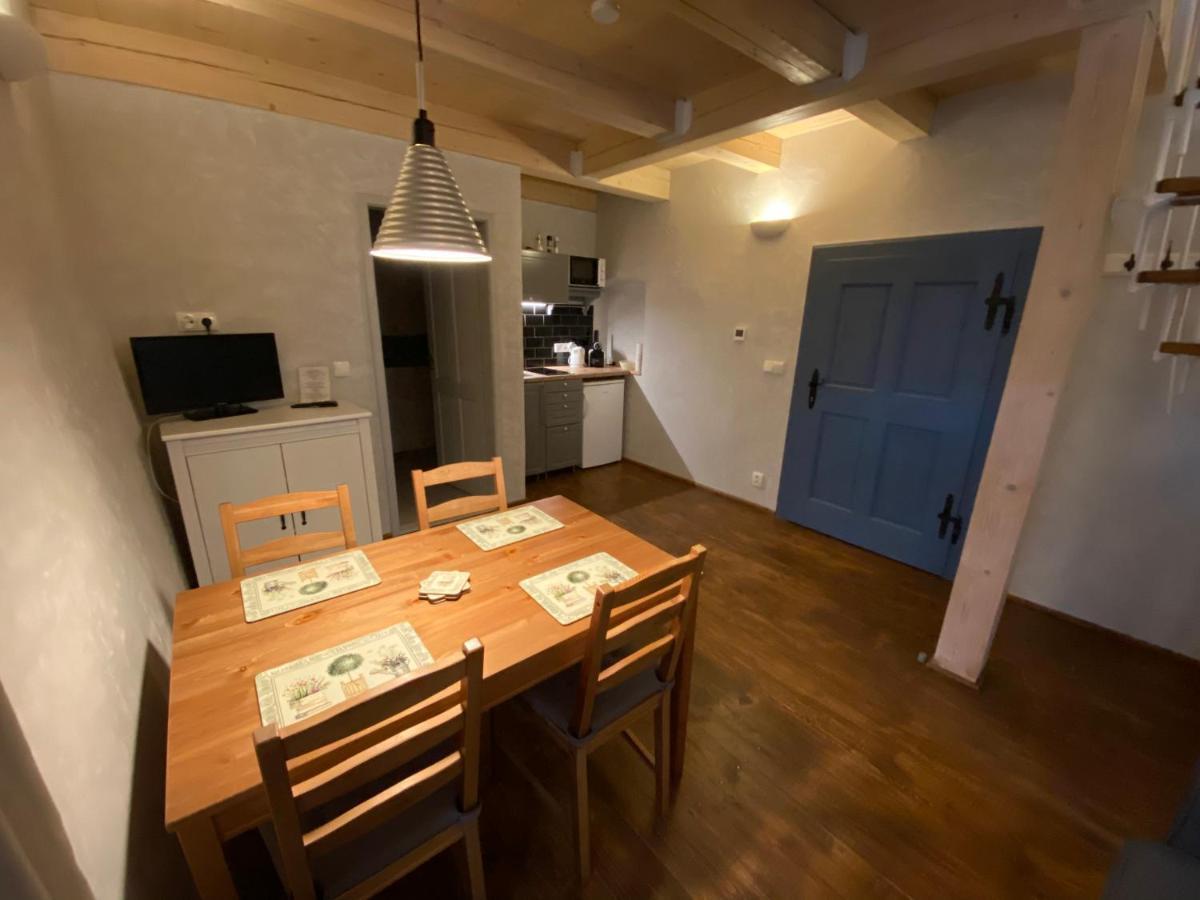 U Dr. Fausta Apartment Slavonice Exterior photo